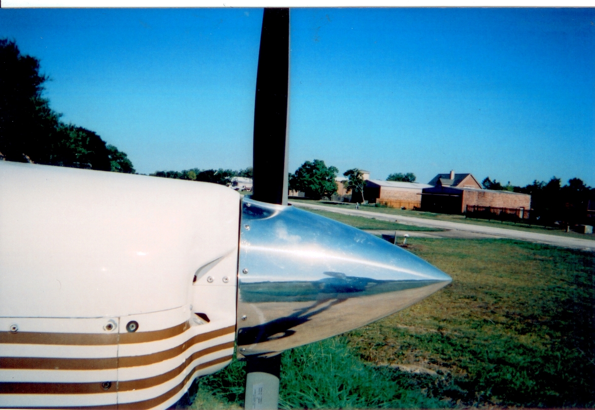 Mooney-Hartzell_2-Blade_Spinner_Polished1.jpg