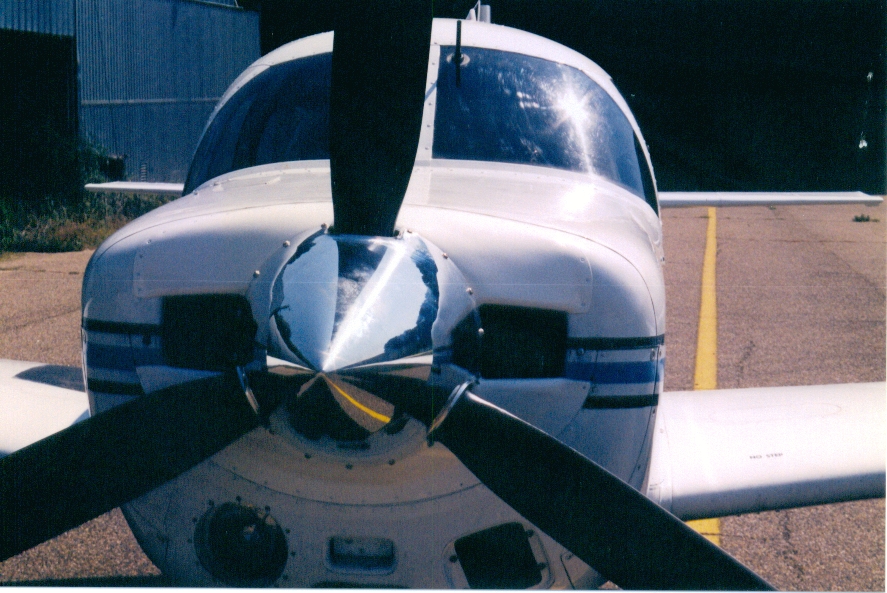 Mooney-McCauley_3-Blade_Propeller.jpg